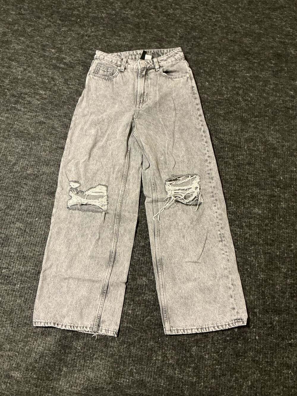Divided H&M Wide-Leg Denim Jeans Womens Size 0 Light Gray Distressed Knee Rips
